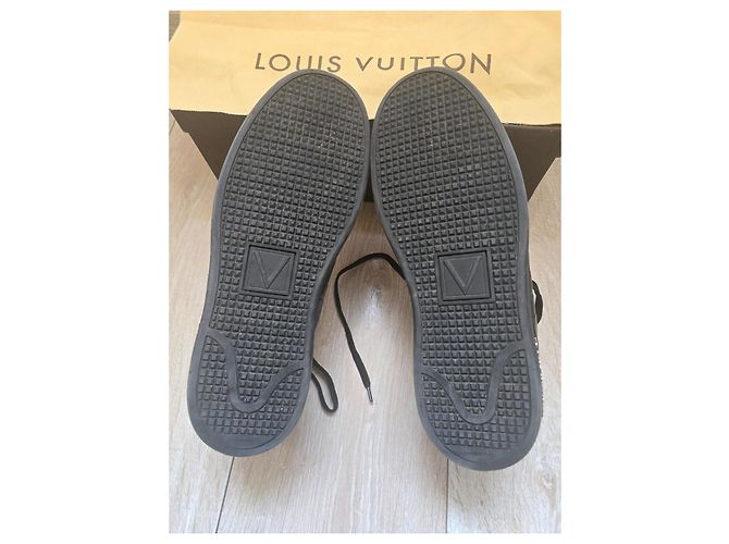 Sneaker Louis Vuitton Frontrow Pelle Coccodrillo Nera Nero - vista 20