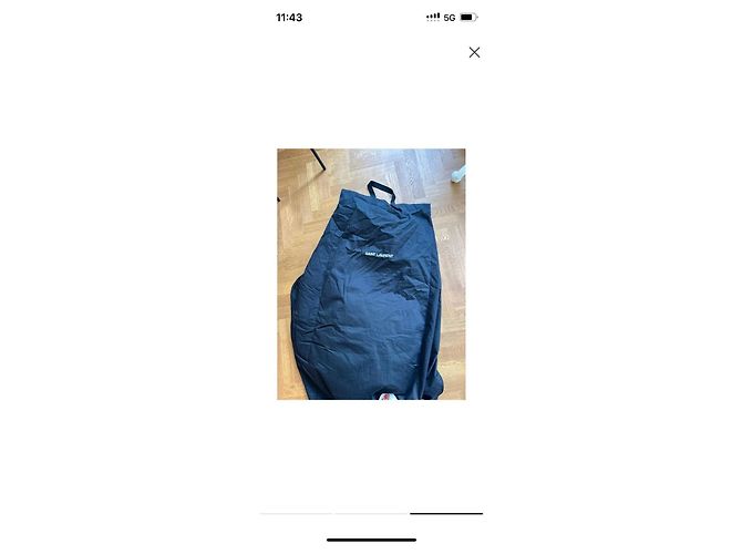 Saint Laurent Abrigo de piel sintética negro - vista 3