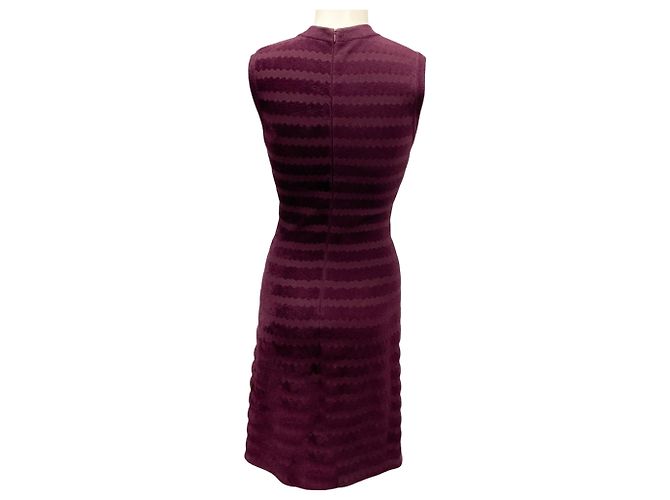 Alaïa Alaia burgunderfarbene ärmelloses V-Ausschnitt Stretch-Strickkleid Bordeaux - Ansicht 3