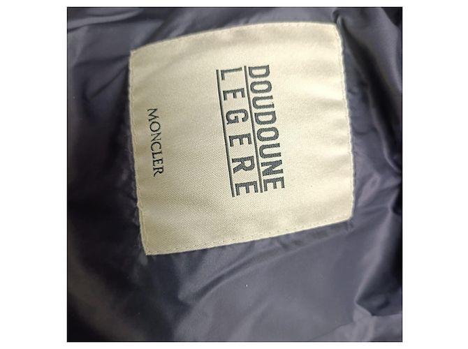 Moncler Rodez Zipped Down Jacket in Navy Blue Polyamide - view 6