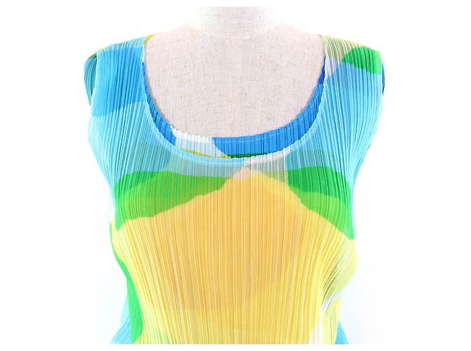 Issey Miyake Kleid mit Punkten PP81-JK713 PLEATS PLEASE - Ansicht 4
