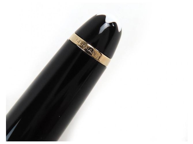 Pluma Montblanc Meisterstück 14K Negro Dorado - vista 10