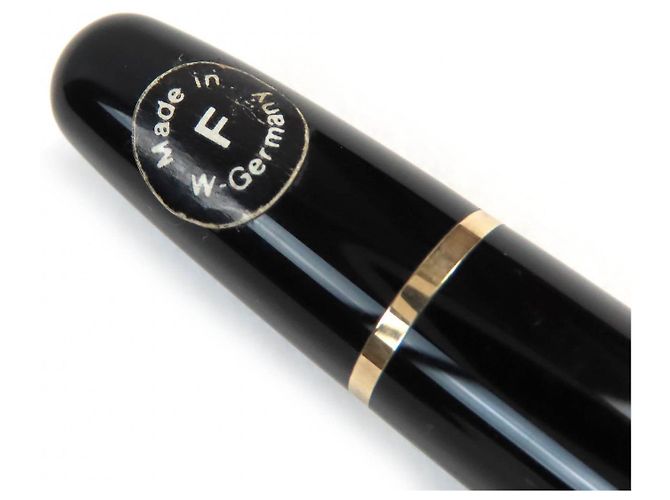 Pluma Montblanc Meisterstück 14K Negro Dorado - vista 7