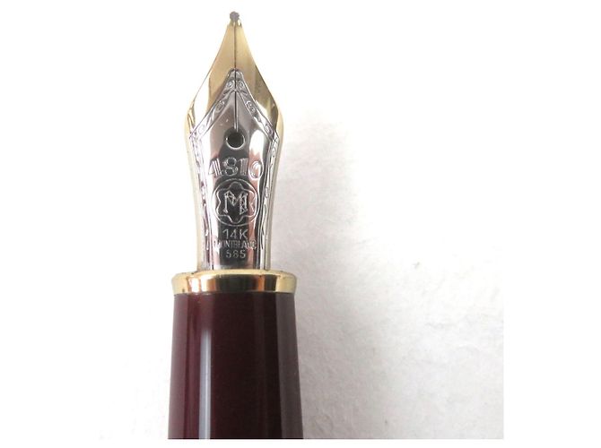 Pluma Montblanc Meisterstück 14K Castaño - vista 5