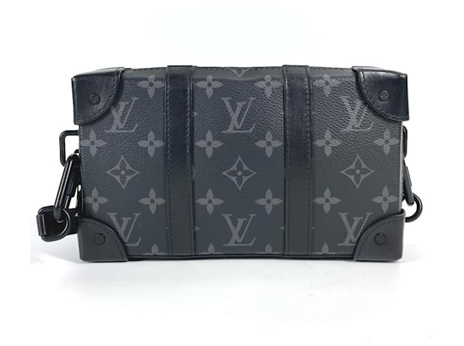 Billetera Soft Trunk Monogram Eclipse Louis Vuitton Negro Monograma - vista 2