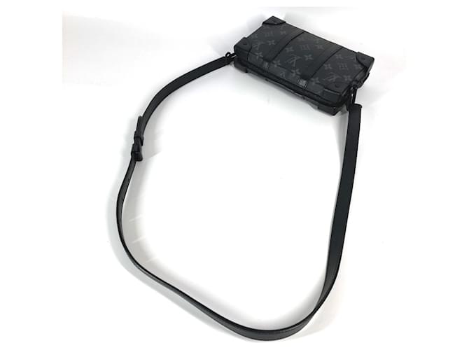 Billetera Soft Trunk Monogram Eclipse Louis Vuitton Negro Monograma - vista 8