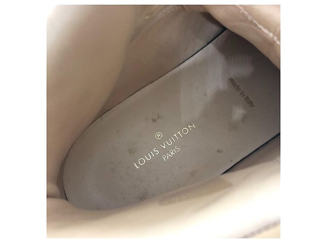 Sneakers alte con lacci Rivoli MS0167 di Louis Vuitton Beige - vista 14