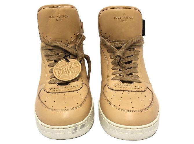Sneakers alte con lacci Rivoli MS0167 di Louis Vuitton Beige - vista 2