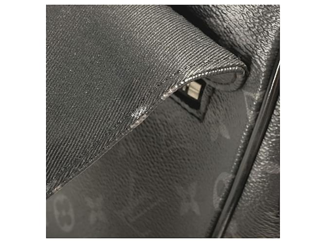 Borsa a Spalla District PM in Monogram Eclipse di Louis Vuitton Nero Monogramma - vista 16