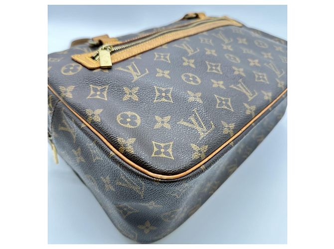 Borsa Tote/Spalla Cite GM Louis Vuitton M51181 Marrone Monogramma - vista 3
