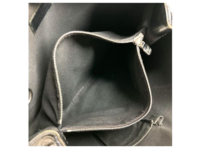 Borsa a Spalla Mandala MM Epi Louis Vuitton Nero - vista 18