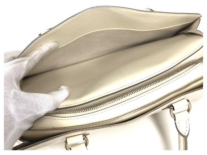 Borsa Tote Louis Vuitton Epi Pont Neuf PM Bianco Bianco sporco - vista 12