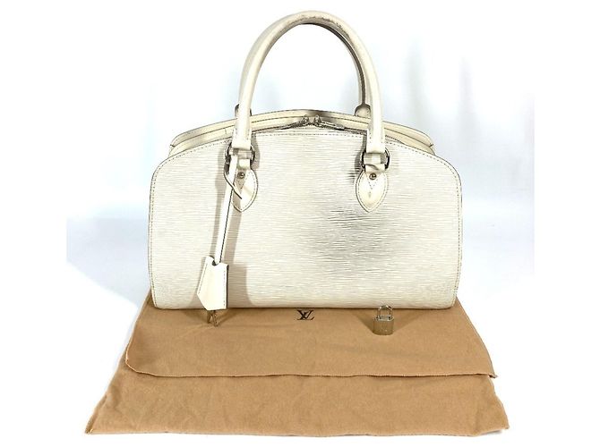 Borsa Tote Louis Vuitton Epi Pont Neuf PM Bianco Bianco sporco - vista 17