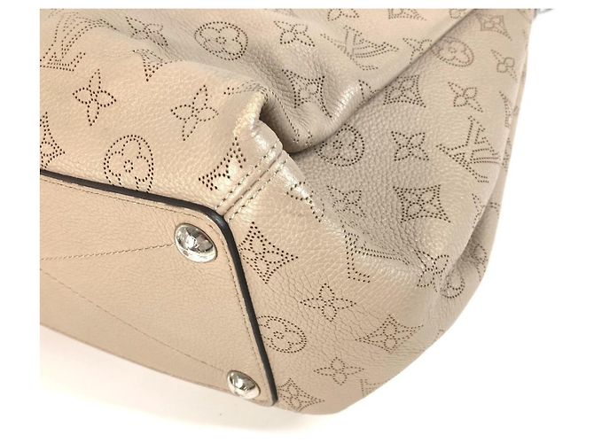 Borsa Tote Louis Vuitton Monogram Mahina Babylon PM Beige - vista 6