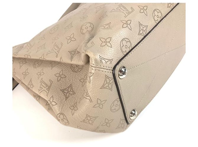 Borsa Tote Louis Vuitton Monogram Mahina Babylon PM Beige - vista 7