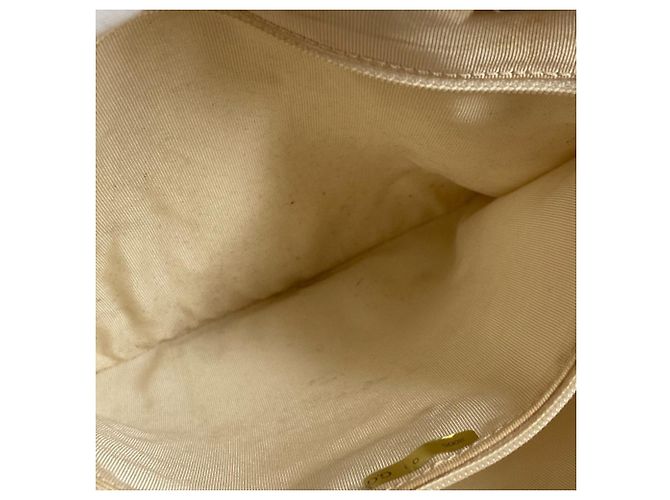 CHANEL Effimero Esclusiva Giappone Logo CC Coco Mark Borsa a Spalla Verticale con Doppia Catena Bianco Giallo - vista 12