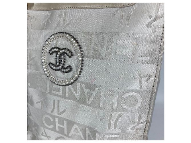 CHANEL Effimero Esclusiva Giappone Logo CC Coco Mark Borsa a Spalla Verticale con Doppia Catena Bianco Giallo - vista 9