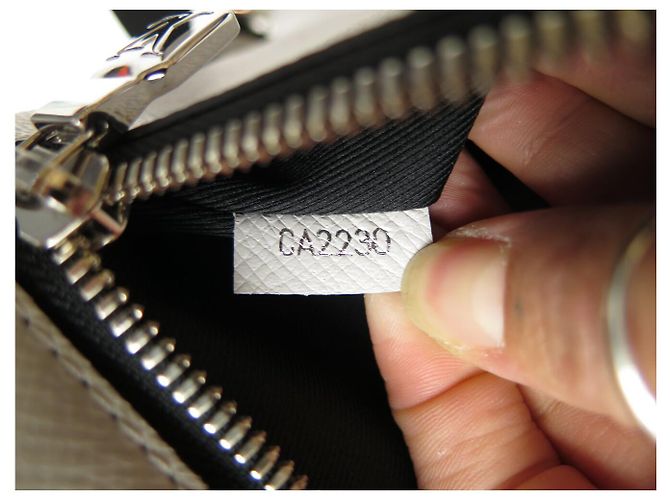 NUOVA BORSA MESSENGER LOUIS VUITTON OUTDOOR M30411 MONOGRAM ECLIPSE CON PATTA Bianco - vista 14