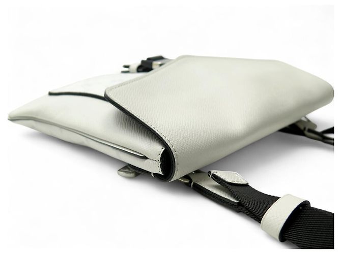 NUOVA BORSA MESSENGER LOUIS VUITTON OUTDOOR M30411 MONOGRAM ECLIPSE CON PATTA Bianco - vista 4