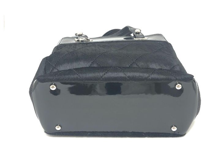 Chanel Tote Bag aus Leder mit schwarzem Emaille-Finish - Ansicht 3