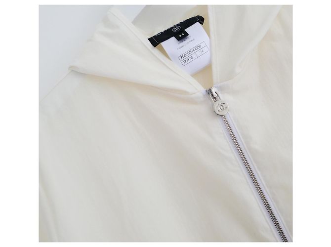 Giacca a vento CC Applicata Chanel Primavera 2018 Crudo - vista 5