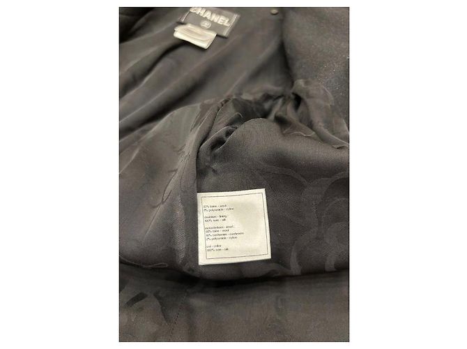 Chanel Tweed-Jacke mit Gripoix-Gürtel FR 42 Schwarz - Ansicht 4