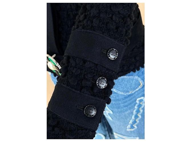 Chanel Tweed-Jacke mit Gripoix-Gürtel FR 42 Schwarz - Ansicht 7