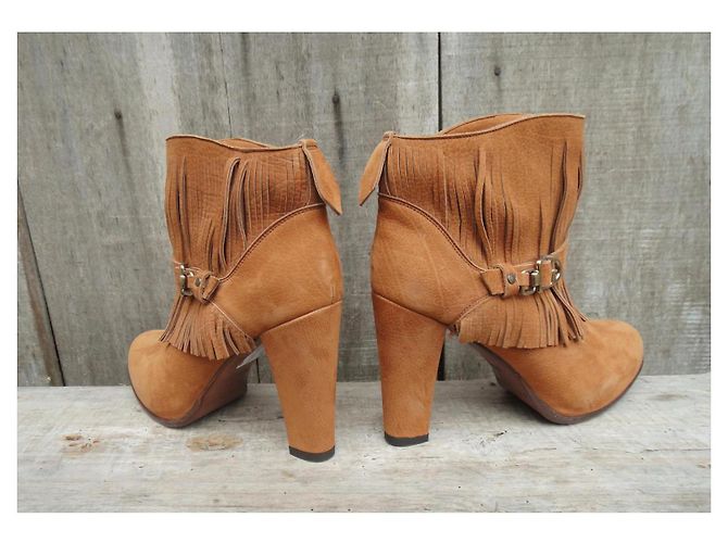 Botines Sartore de Ante Camel con Flecos Marrón claro - vista 4