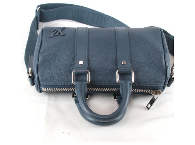 Borsa a Spalla Keepall XS Aerogram di Louis Vuitton Blu - vista 6