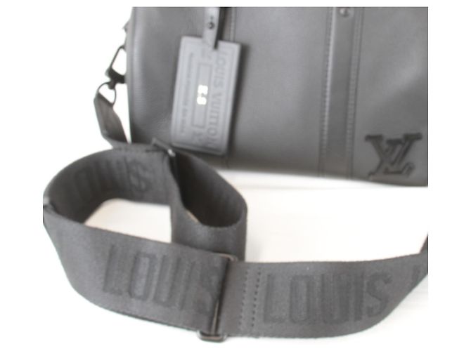 Borsa a Spalla Louis Vuitton Aerogram City Keepall M59255 Nero - vista 10