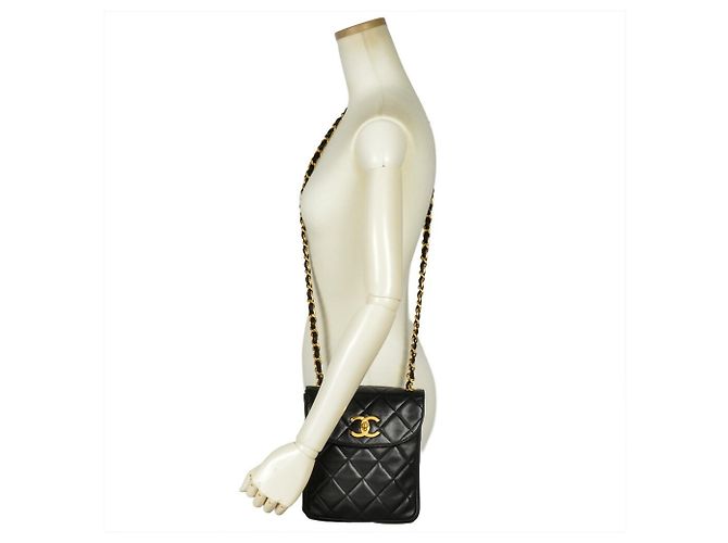 Borsa a Spalla Chanel Matelassé Coco Mark con Catena Nero - vista 8