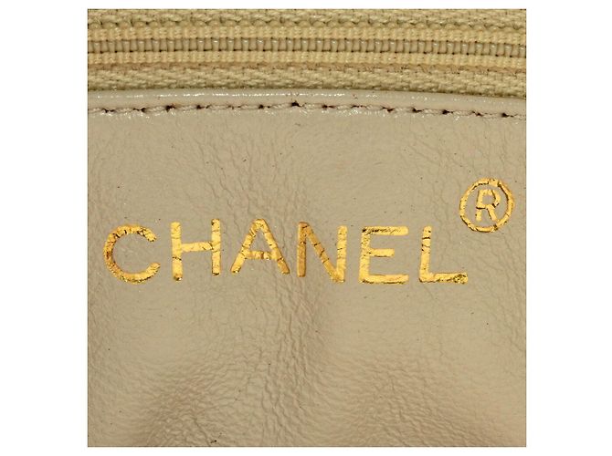 Borsa a spalla a catena matelassé rosa di Chanel - vista 7