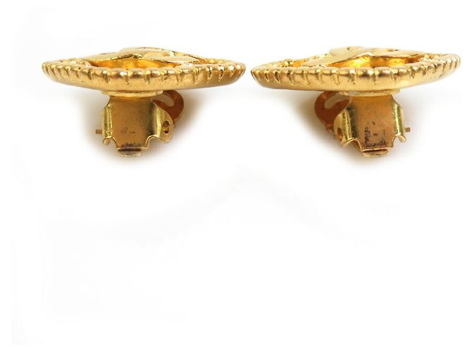 Orecchini a clip in metallo dorato Chanel Coco Mark D'oro - vista 3