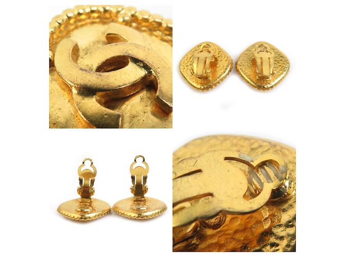 Orecchini a clip in metallo dorato Chanel Coco Mark D'oro - vista 4