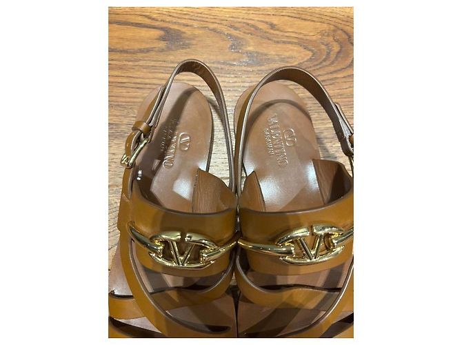 Valentino Garavani V logo Sandals 39 Marrone - vista 9