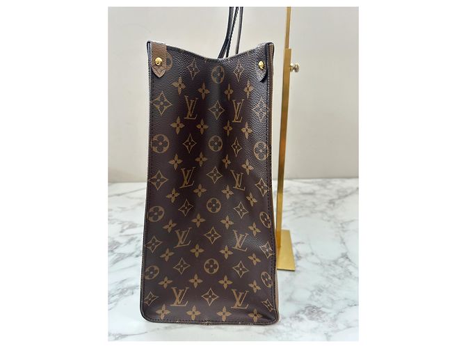 Borsa Onthego Louis Vuitton Marrone - vista 4