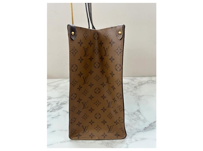 Borsa Onthego Louis Vuitton Marrone - vista 5