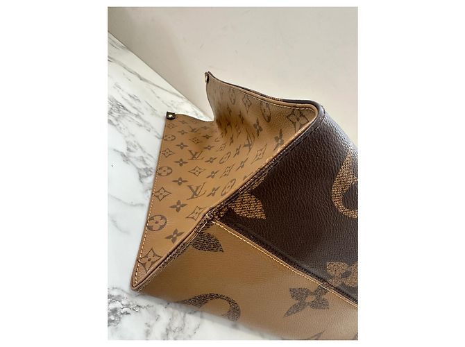 Borsa Onthego Louis Vuitton Marrone - vista 7