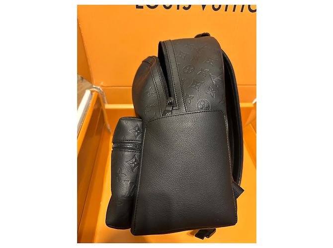 Louis Vuitton Discovery Monogram Nero - vista 10