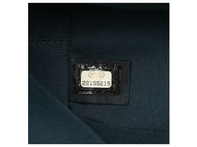 Borsa Vanity in Pelle di Vitello Metallica Blu CC di Chanel - vista 6
