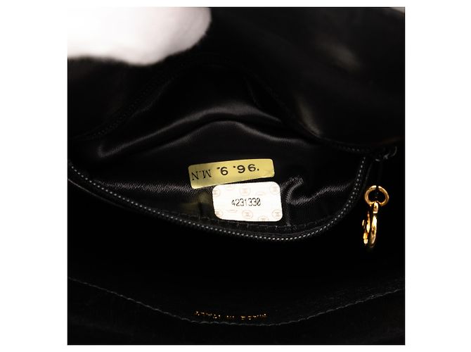 Chanel Schwarze CC gesteppte Lammleder Umlege-Handtasche - Ansicht 6
