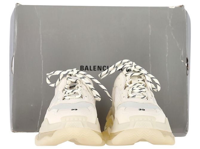 Everyday Balenciaga Triple S Sneakers mit transparenter Sohle aus cremefarbenem Polyester - Ansicht 10