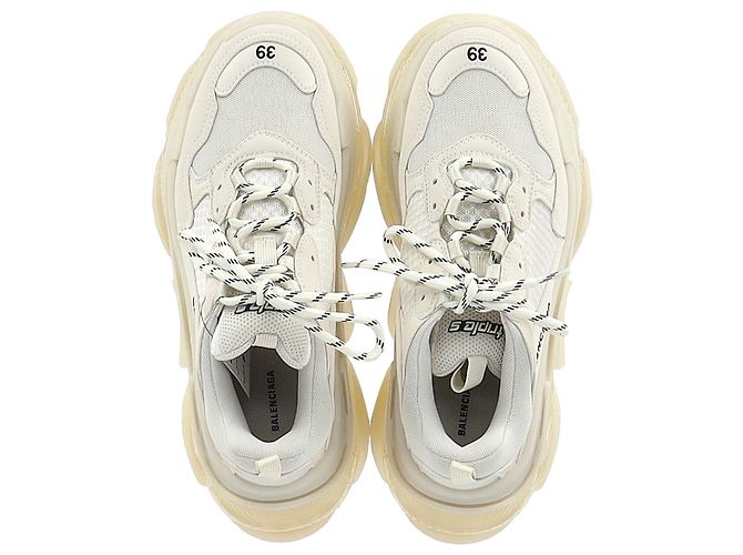 Everyday Balenciaga Triple S Sneakers mit transparenter Sohle aus cremefarbenem Polyester - Ansicht 3