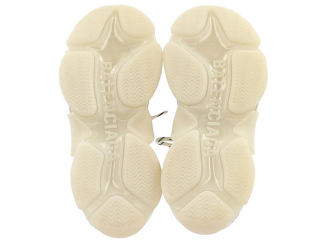 Everyday Balenciaga Triple S Sneakers mit transparenter Sohle aus cremefarbenem Polyester - Ansicht 6