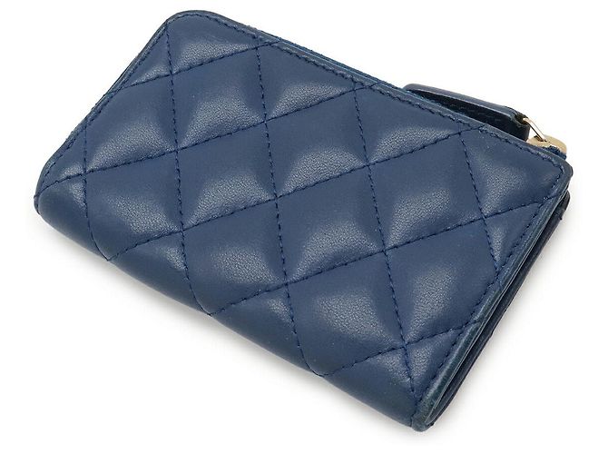 Timeless Monedero de piel de cordero acolchado Chanel Azul - vista 2
