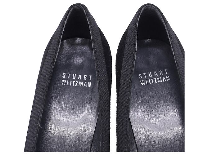 Pumps con accentuatura a chiave Stuart Weitzman in suede nero - vista 7