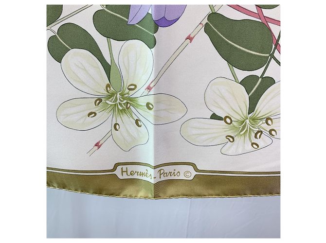 Trim Hermès Vintage Pastell Flora Graeca Seidenschal 1983 Goulandris Beige - Ansicht 4