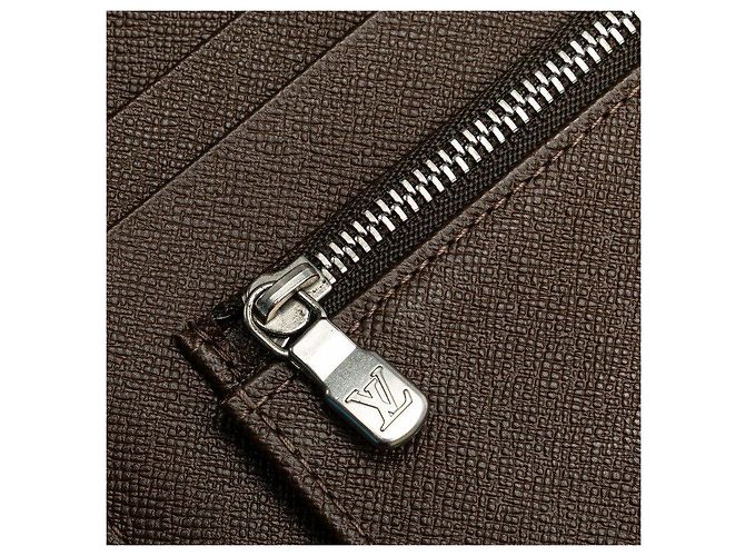 Cartera larga Organizer Atoll Taiga Louis Vuitton Castaño - vista 8