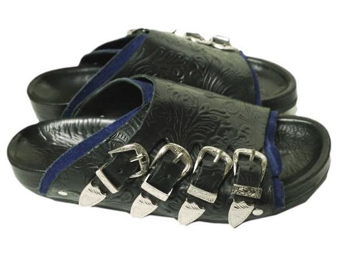 Autre Marque Leder-Sandalette mit geprägter Metallschnalle TOGA PULLA Schwarz Marineblau - Ansicht 3