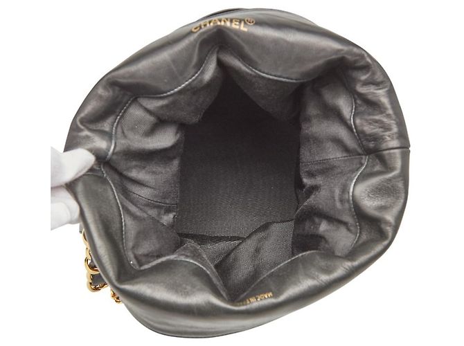 Bolso de cadena con drawstring matelassé Coco Mark de CHANEL Negro - vista 8
